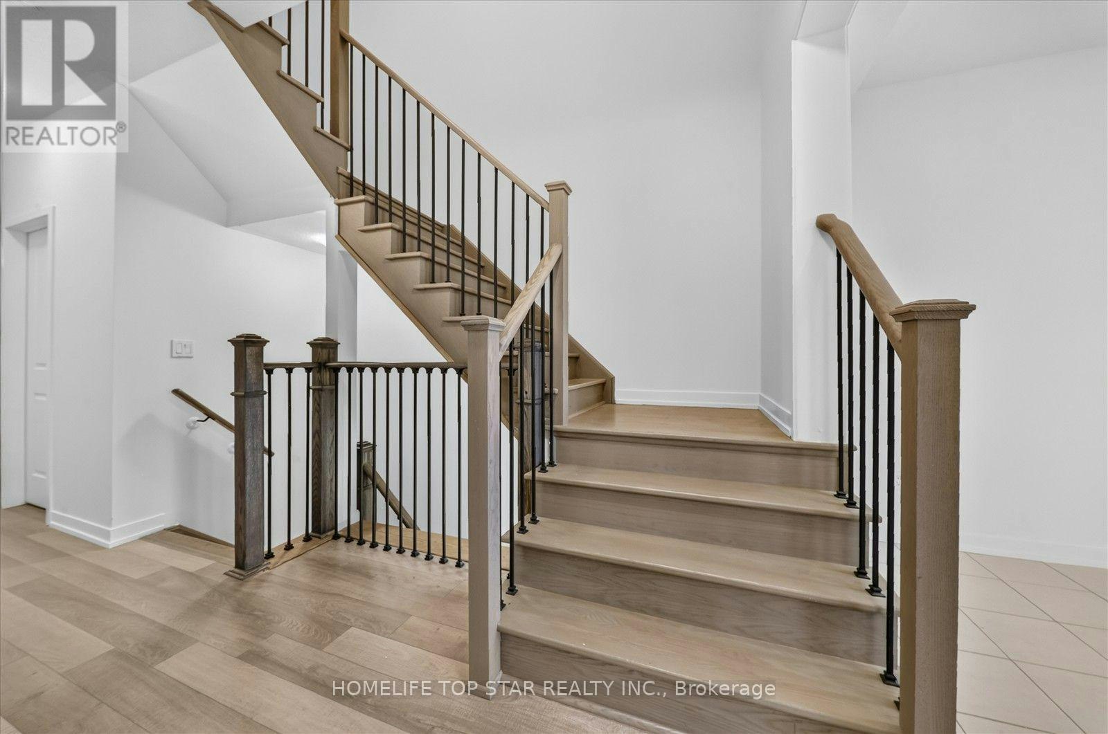 226 Bennett Street, Newmarket, ON, L3X 0M1 - 7