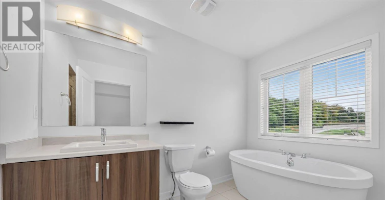 226 Bennett Street, Newmarket, ON, L3X 0M1 - 20