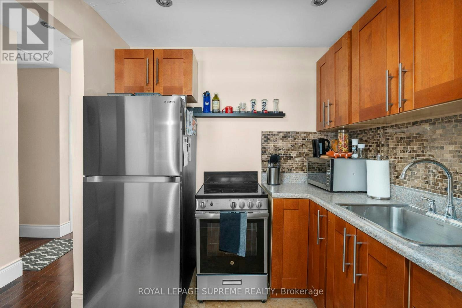 6127 Steeles Avenue W, Toronto, ON, M9L 2V1 - 13