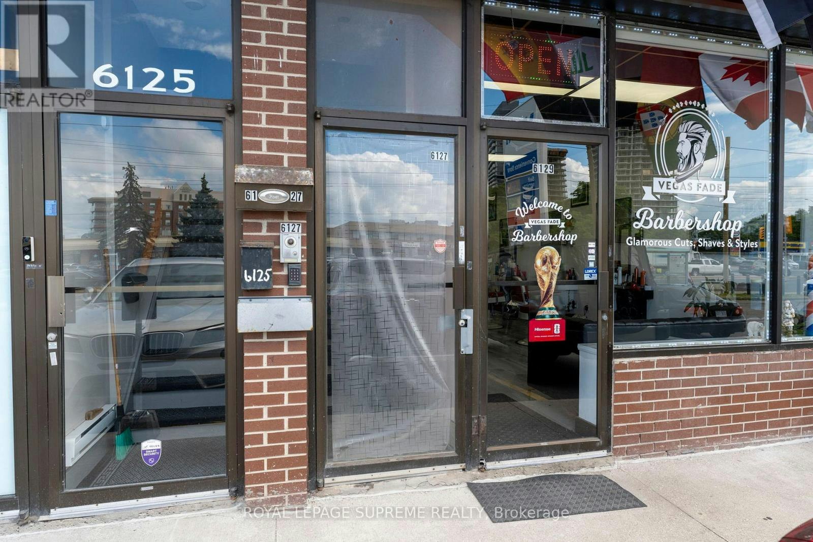 6127 Steeles Avenue W, Toronto, ON, M9L 2V1 - 2