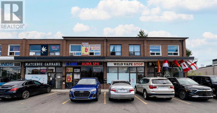 6127 Steeles Avenue W, Toronto, ON, M9L 2V1