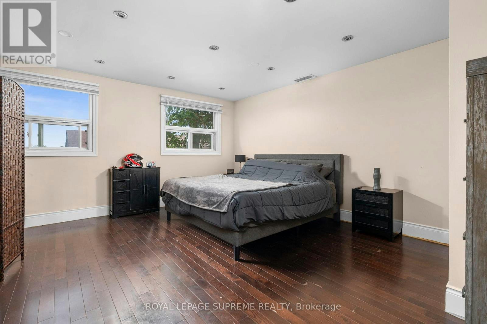 6127 Steeles Avenue W, Toronto, ON, M9L 2V1 - 16