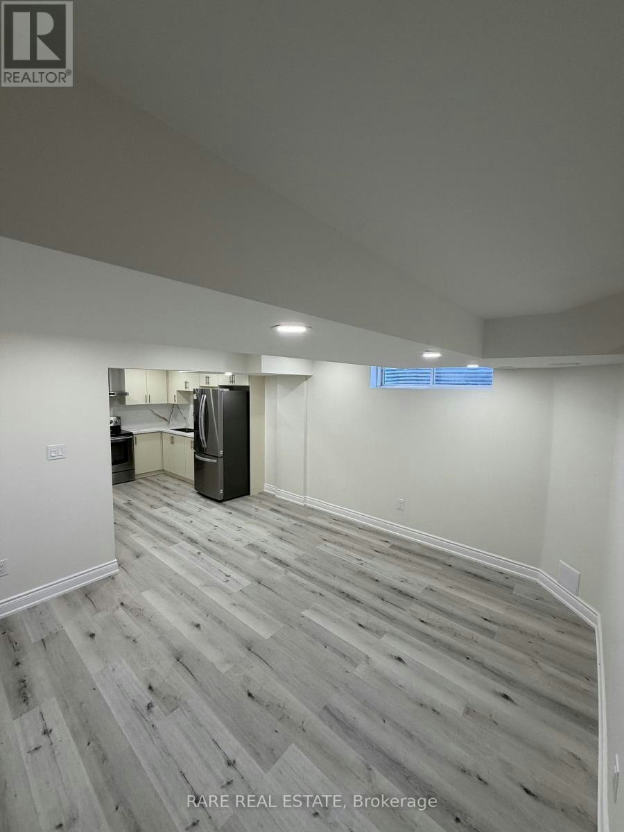 LOWER-6 Country Ridge Court, Brampton, ON, L6P 3S2 - 2