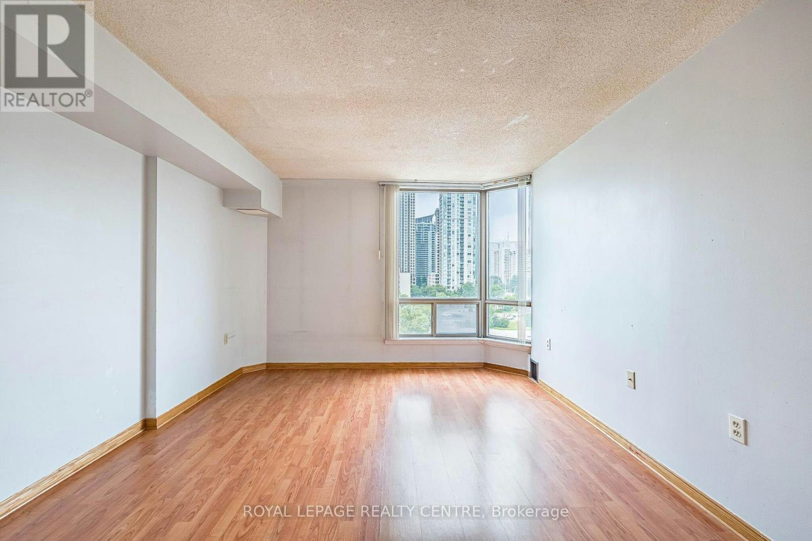 807-25 Fairview Road W, Mississauga, ON, L5B 3Y8 - 26