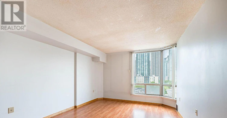 807-25 Fairview Road W, Mississauga, ON, L5B 3Y8 - 25