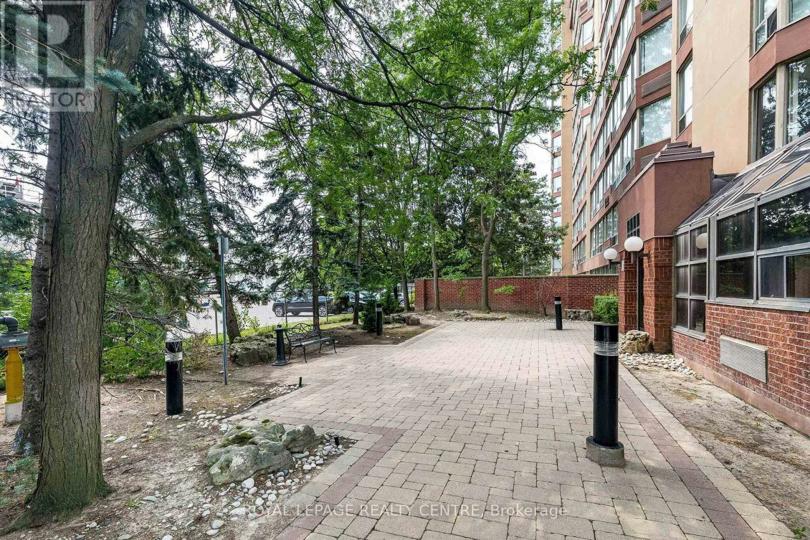 807-25 Fairview Road W, Mississauga, ON, L5B 3Y8 - 48
