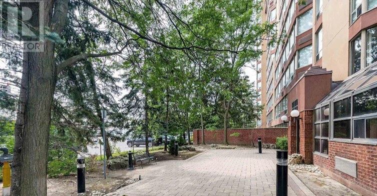807-25 Fairview Road W, Mississauga, ON, L5B 3Y8 - 48