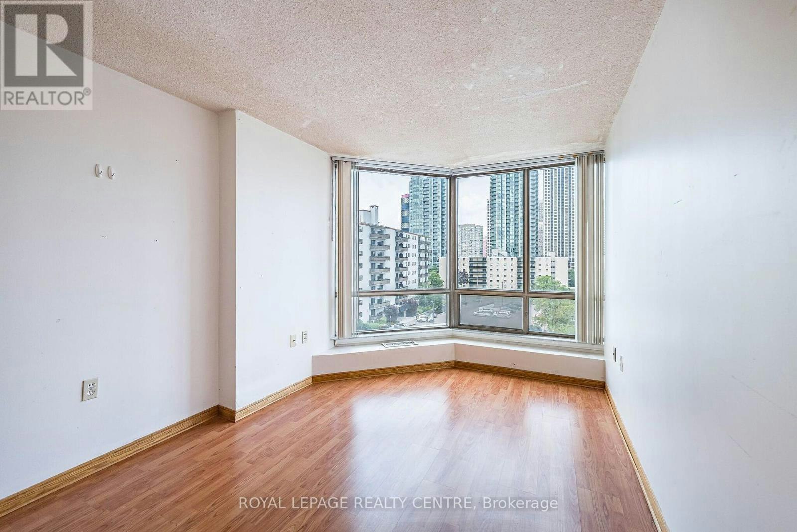 807-25 Fairview Road W, Mississauga, ON, L5B 3Y8 - 33