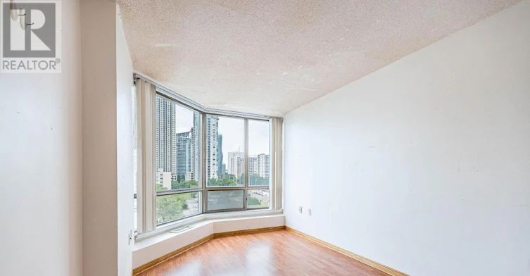 807-25 Fairview Road W, Mississauga, ON, L5B 3Y8 - 32