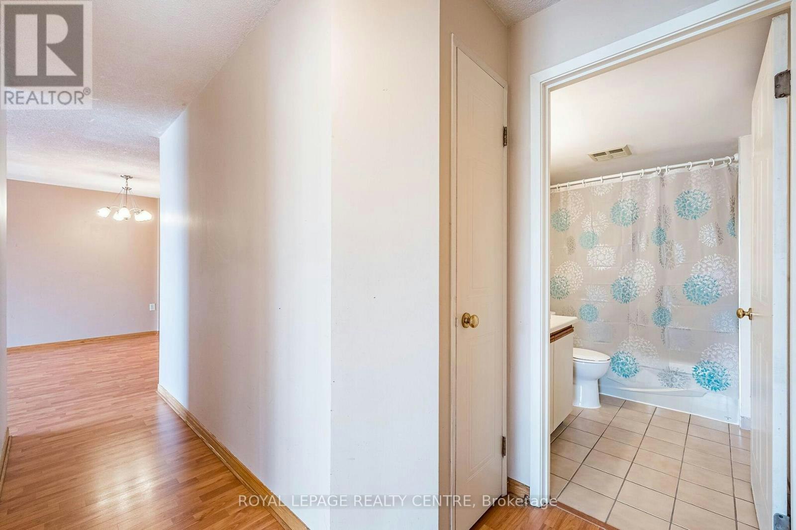 807-25 Fairview Road W, Mississauga, ON, L5B 3Y8 - 24