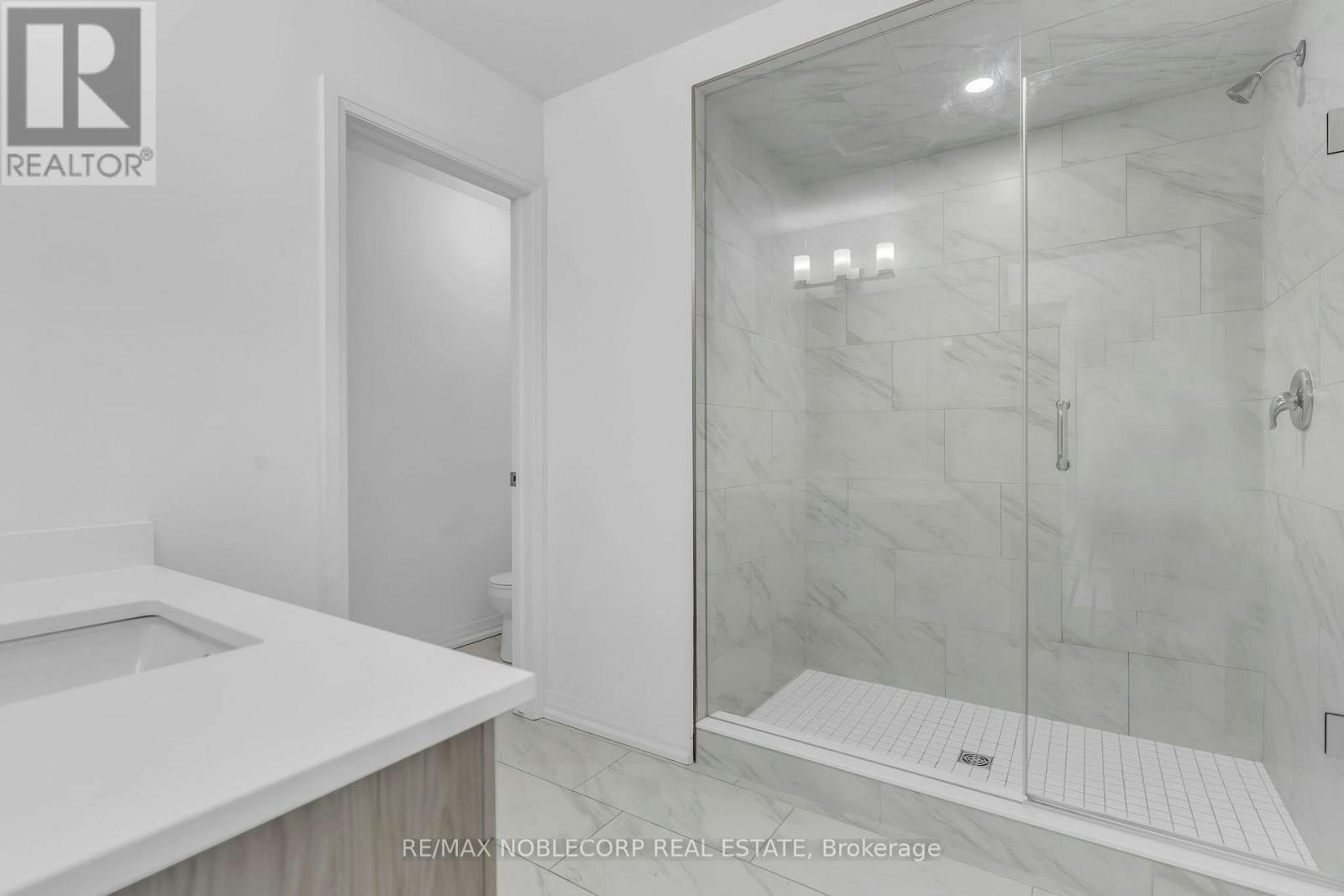 7396 Matteo Drive, Niagara Falls, ON, L2H 3T3 - 18