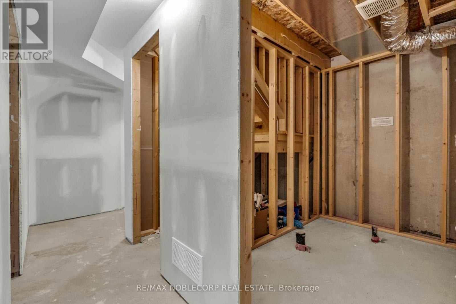 7396 Matteo Drive, Niagara Falls, ON, L2H 3T3 - 27