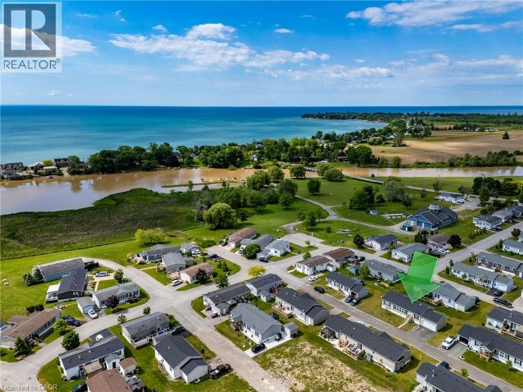 11 Hickory Hollow, Cayuga, ON, N0A 1P0