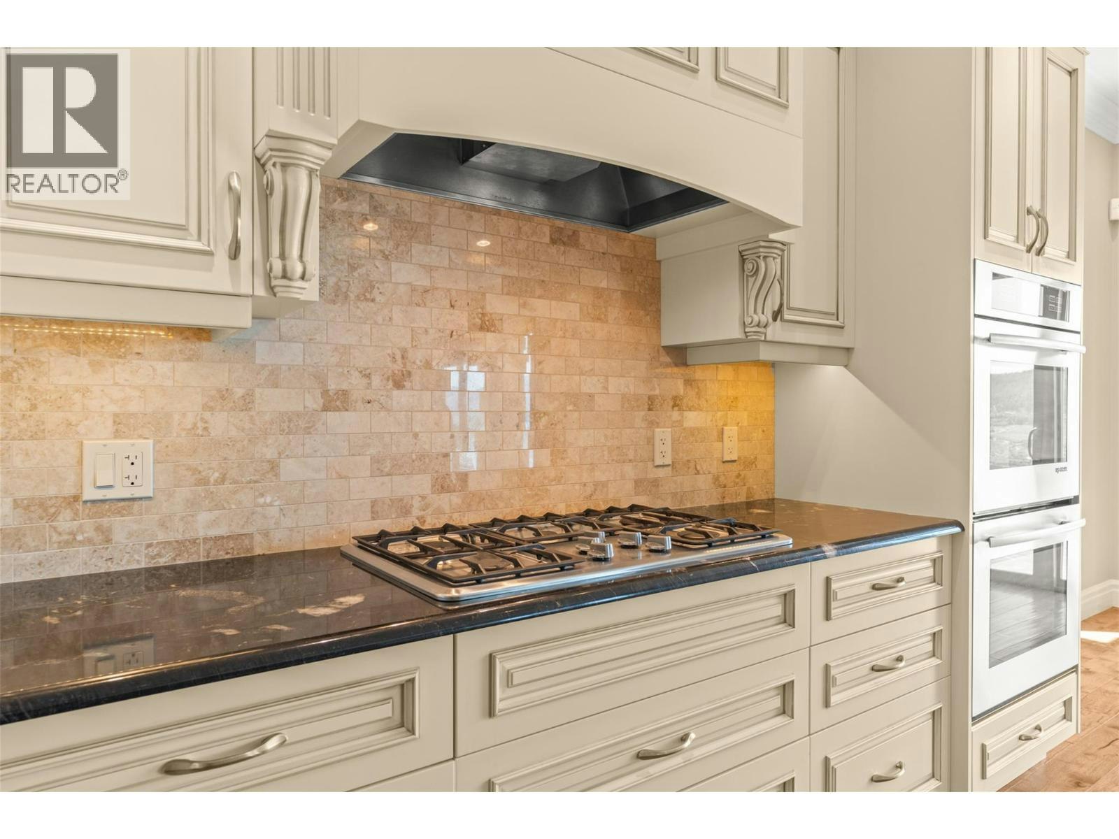 108 Vineyard Way, Vernon, BC, V1H 1Z7 - 14
