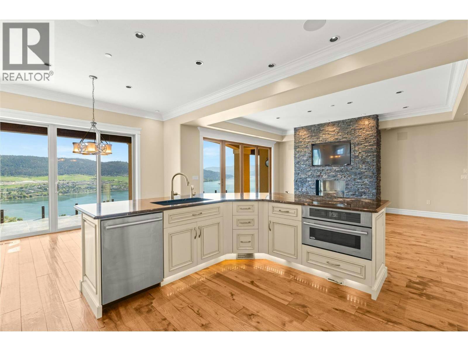 108 Vineyard Way, Vernon, BC, V1H 1Z7 - 15