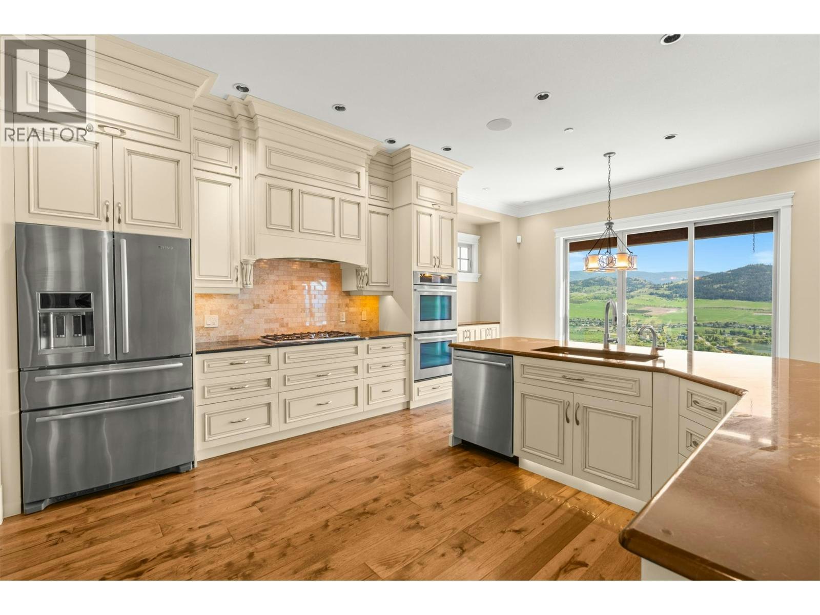 108 Vineyard Way, Vernon, BC, V1H 1Z7 - 10