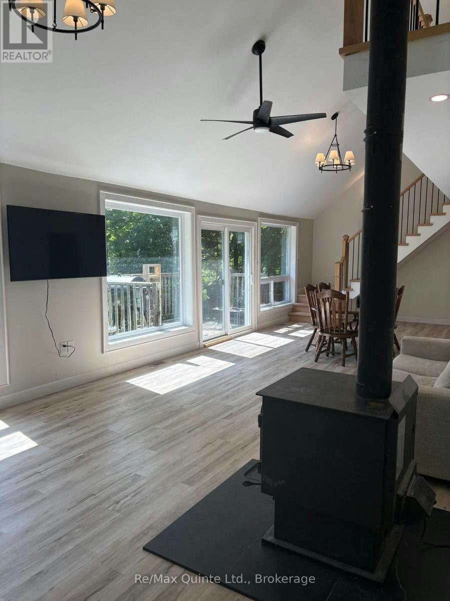 3870 Hideaway Lane, South Frontenac, ON, K0H 1H0 - 11