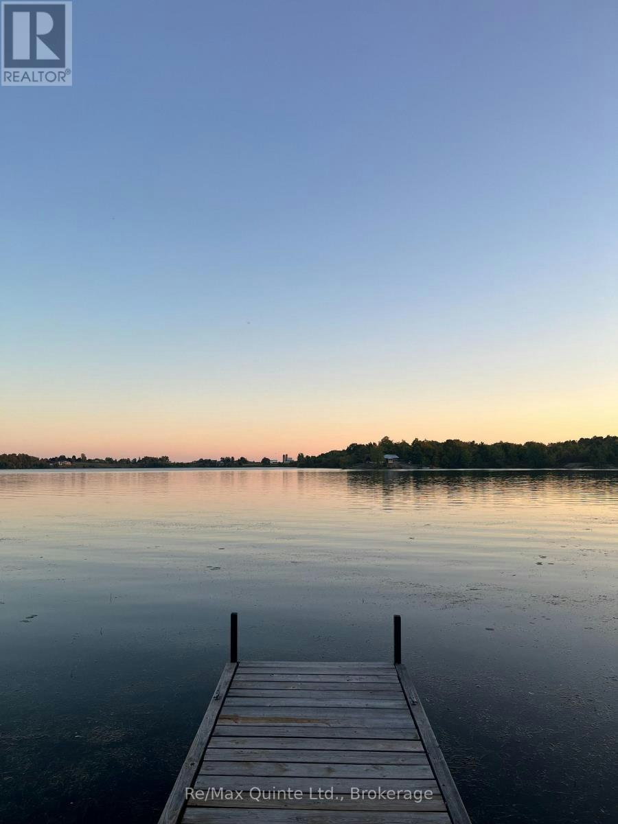 3870 Hideaway Lane, South Frontenac, ON, K0H 1H0 - 3