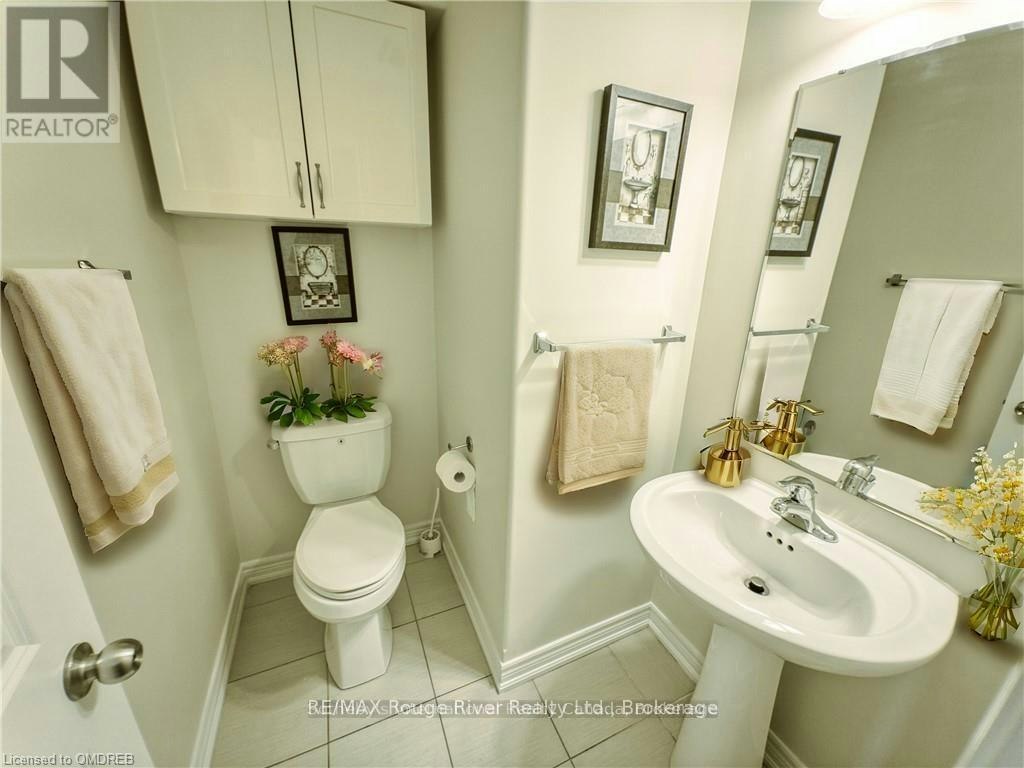 814 Broadway Boulevard, Peterborough, ON, L3C 5M8 - 15