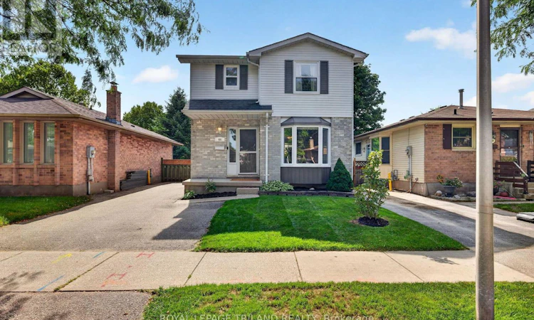 44 Speight Crescent