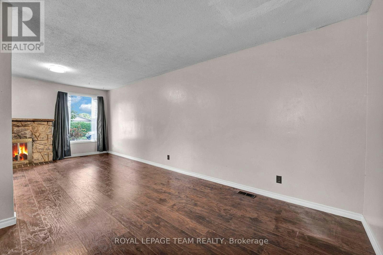 101 Country Lane W, Ottawa, ON, K2L 1J4 - 20