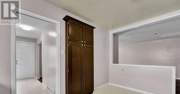 101 Country Lane W, Ottawa, ON, K2L 1J4 - 14