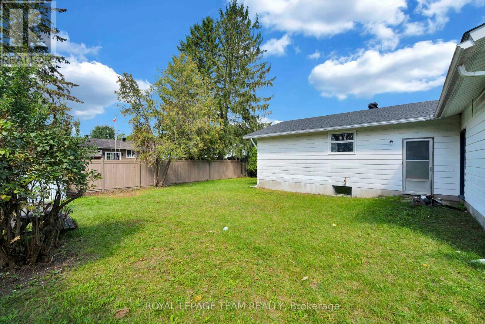 101 Country Lane W, Ottawa, ON, K2L 1J4 - 41