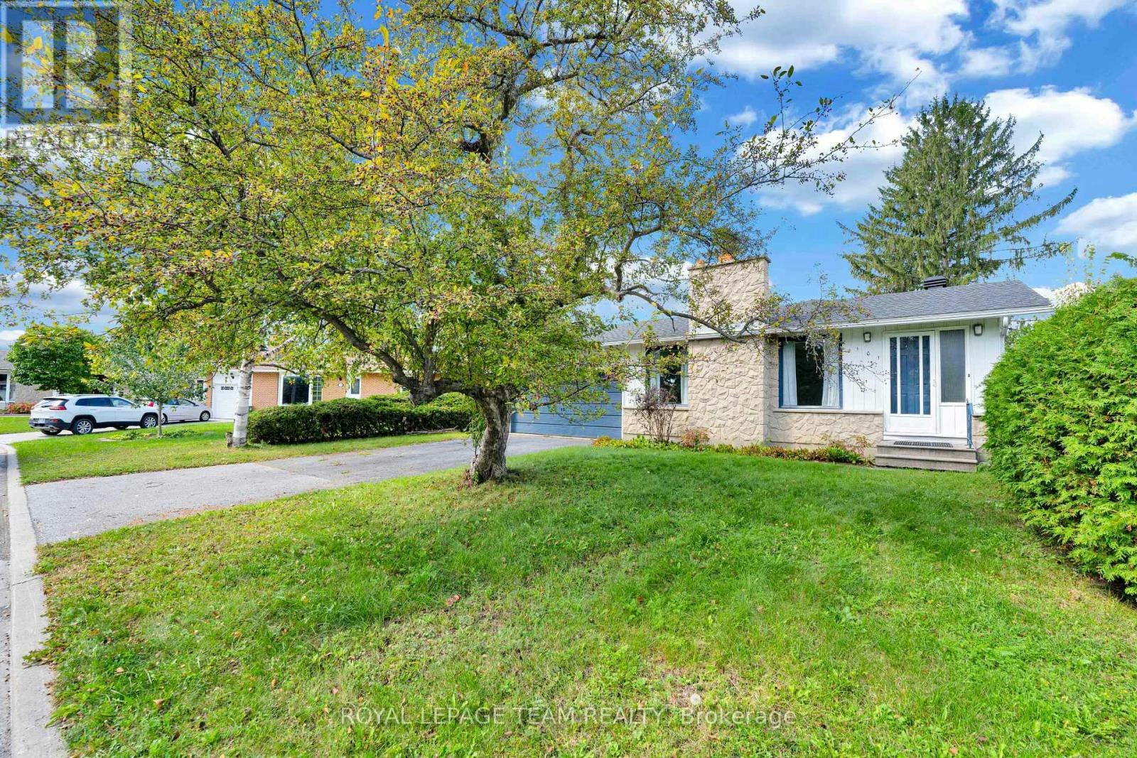 101 Country Lane W, Ottawa, ON, K2L 1J4 - 4