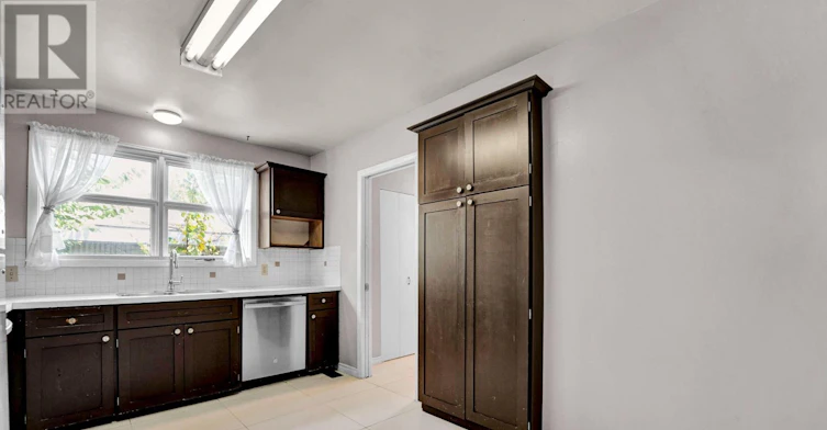 101 Country Lane W, Ottawa, ON, K2L 1J4 - 13