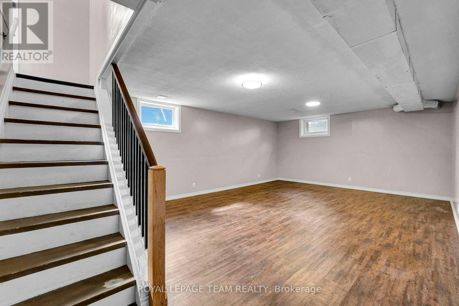 101 Country Lane W, Ottawa, ON, K2L 1J4 - 32