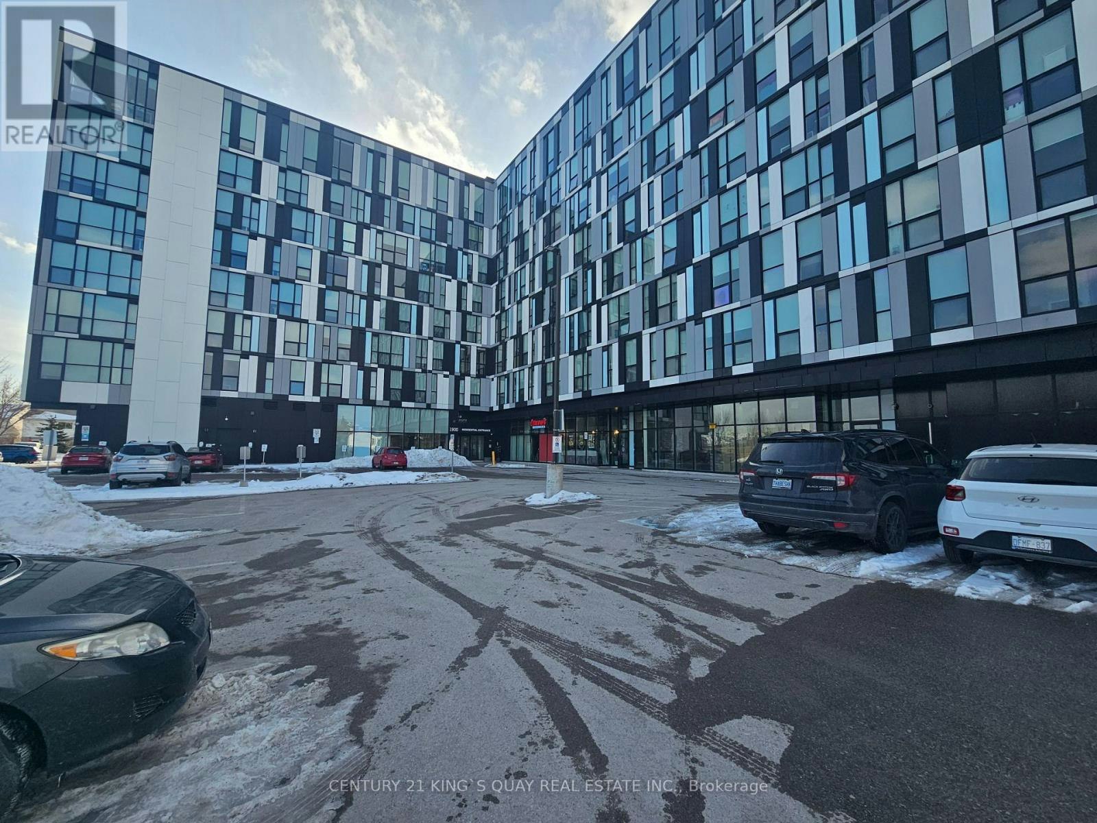 523-1900 Simcoe Street N, Oshawa, ON, L1G 4Y3