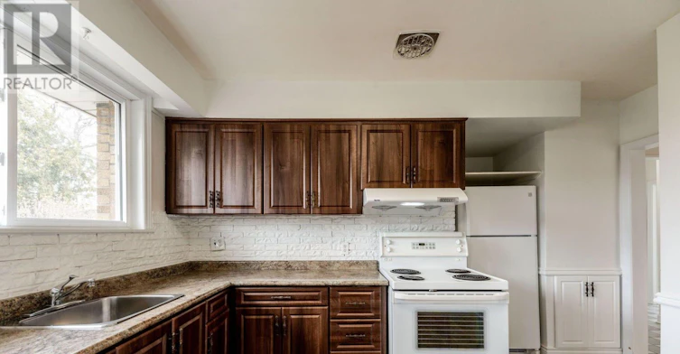 20 Perivale Crescent, Toronto, ON, M1J 2C1 - 22