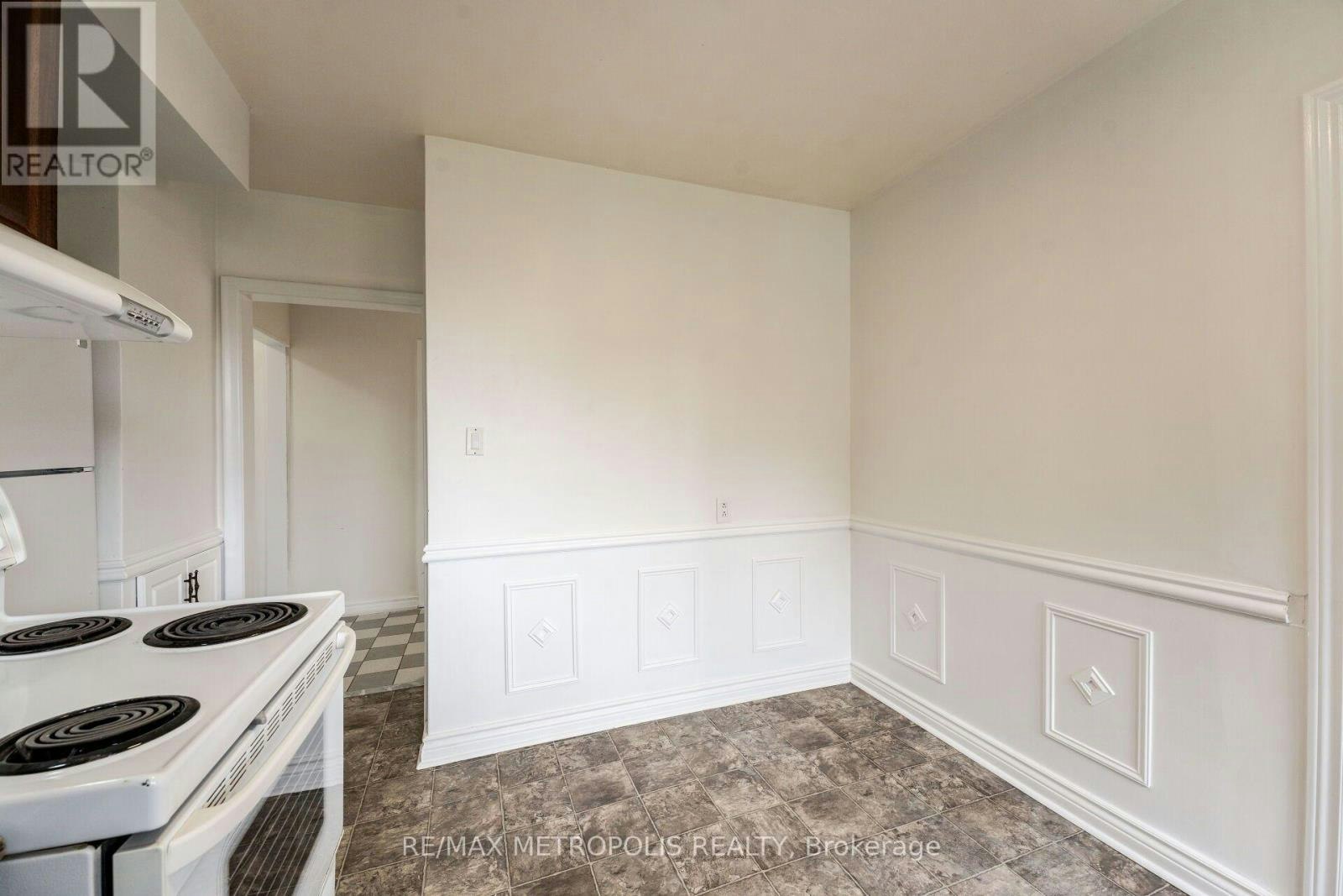 20 Perivale Crescent, Toronto, ON, M1J 2C1 - 24