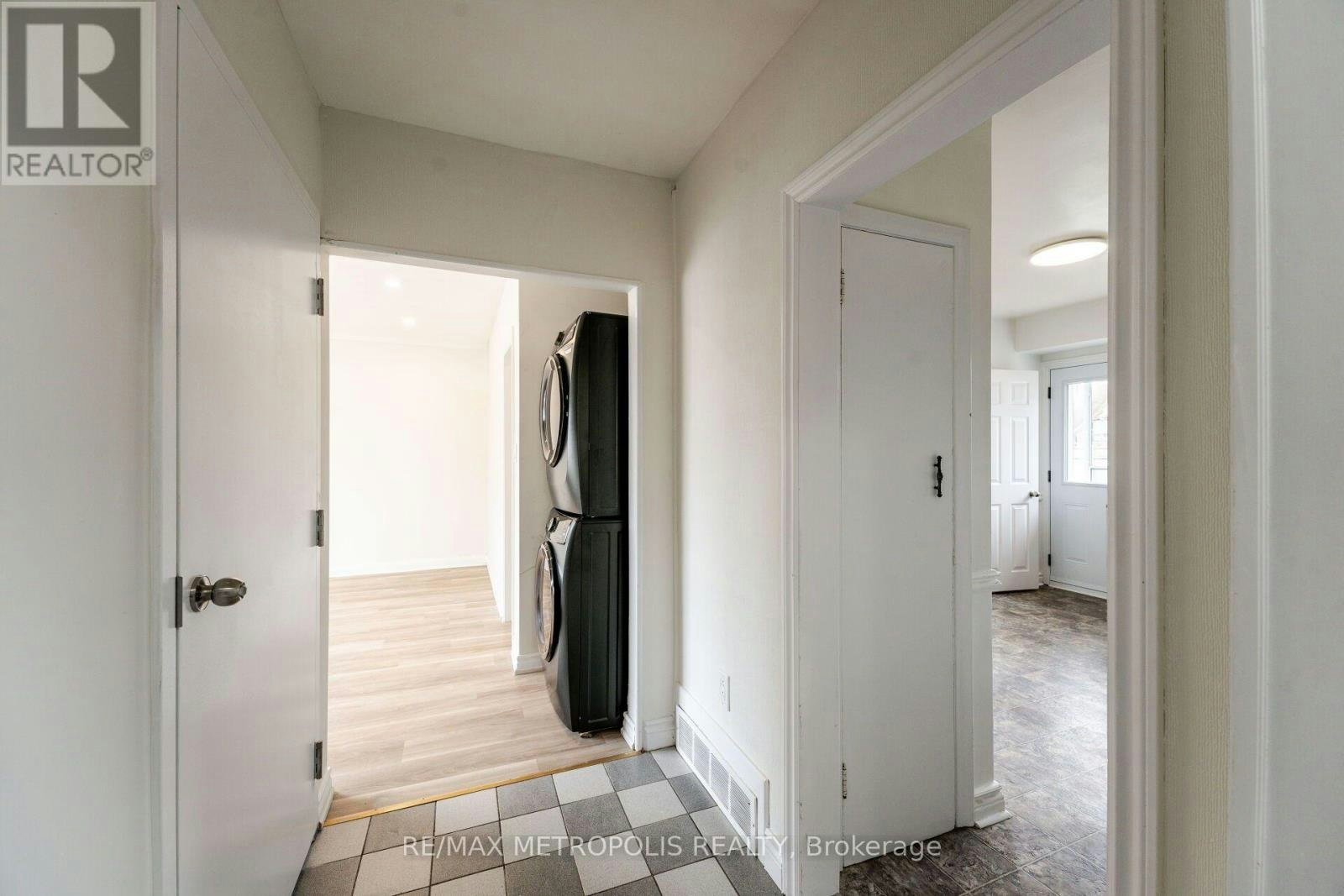 20 Perivale Crescent, Toronto, ON, M1J 2C1 - 10