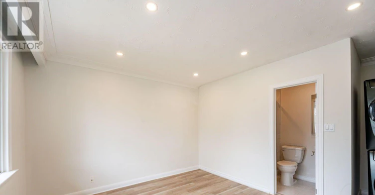 20 Perivale Crescent, Toronto, ON, M1J 2C1 - 13