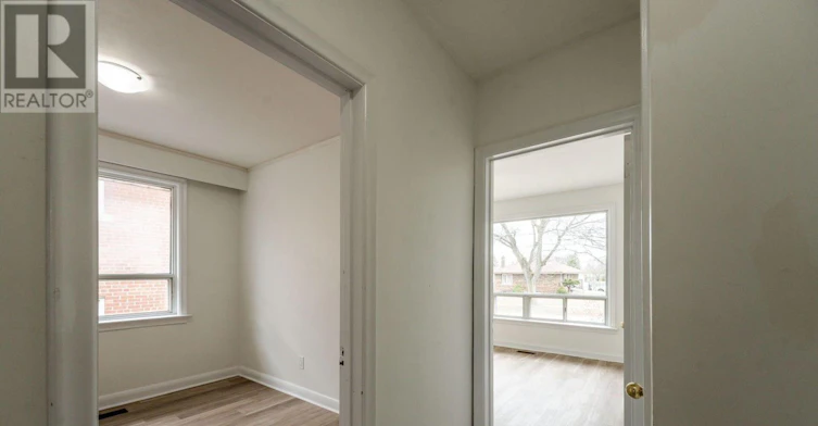 20 Perivale Crescent, Toronto, ON, M1J 2C1 - 30