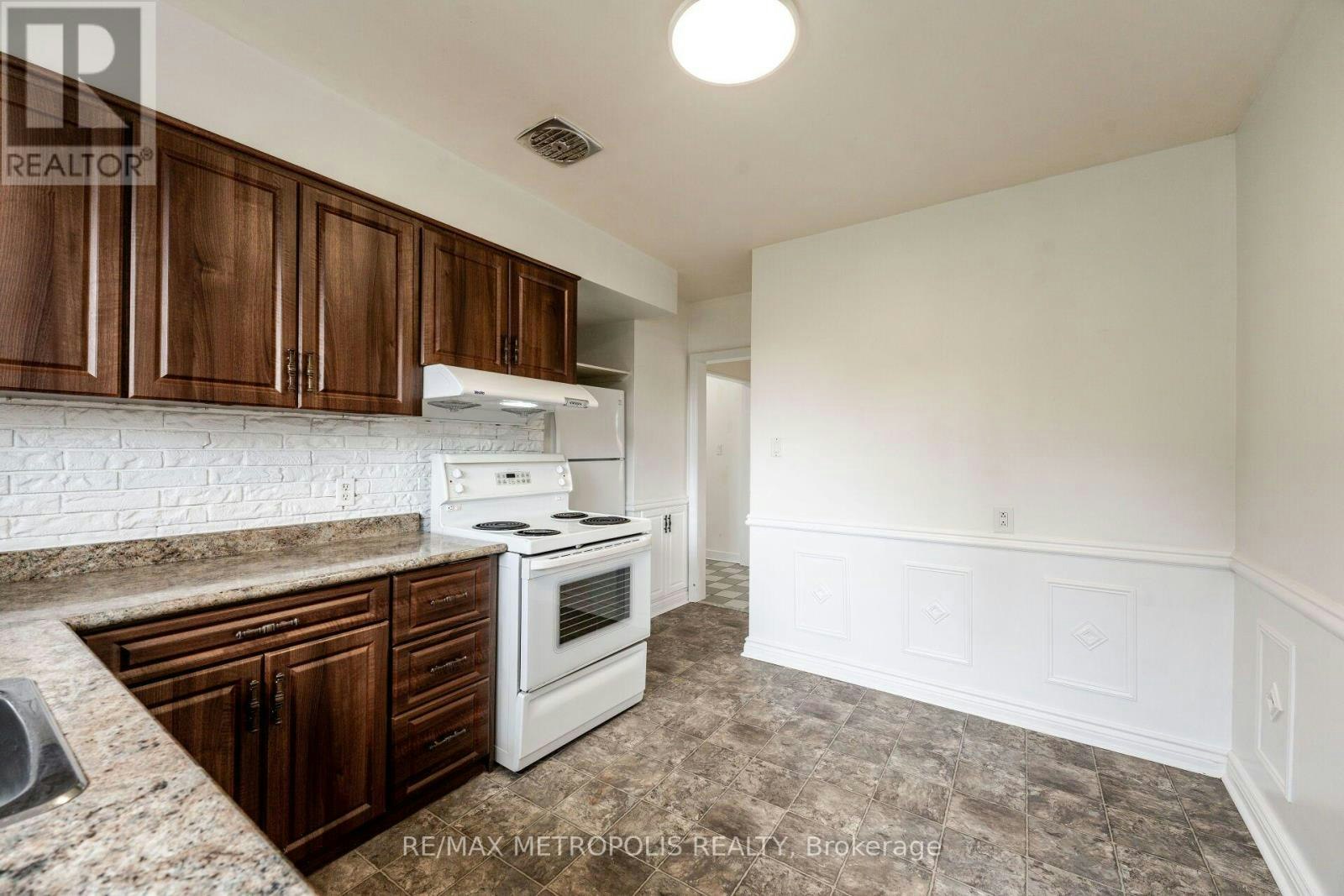 20 Perivale Crescent, Toronto, ON, M1J 2C1 - 23