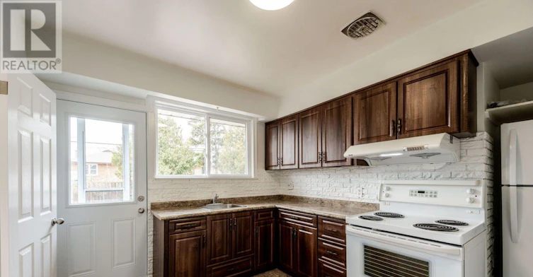 20 Perivale Crescent, Toronto, ON, M1J 2C1 - 21