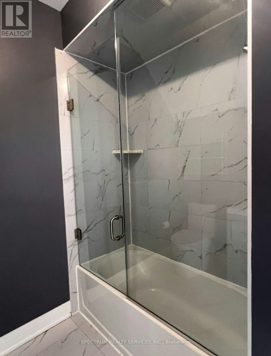 UPPER-85 Vedette Way, Vaughan, ON, L4H 4K3 - 6