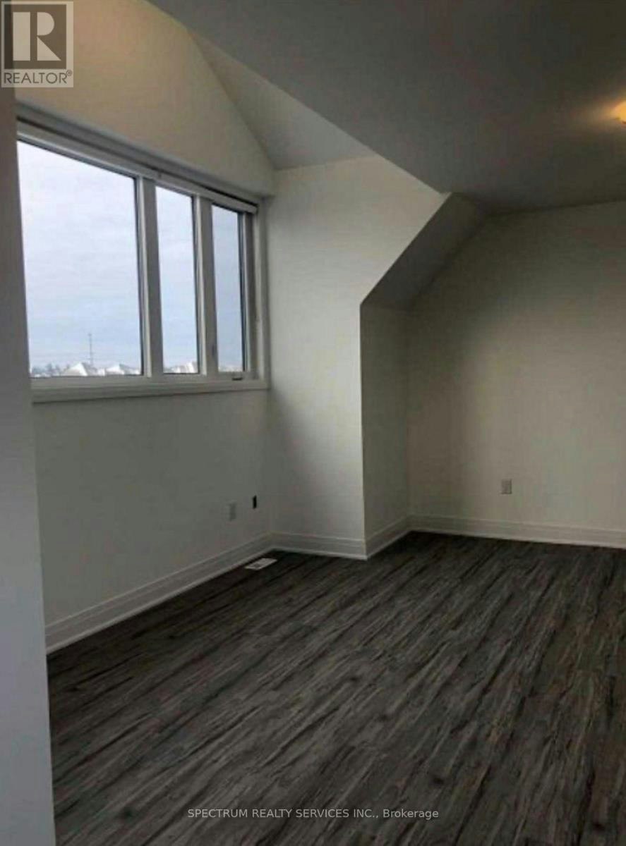 UPPER-85 Vedette Way, Vaughan, ON, L4H 4K3 - 3