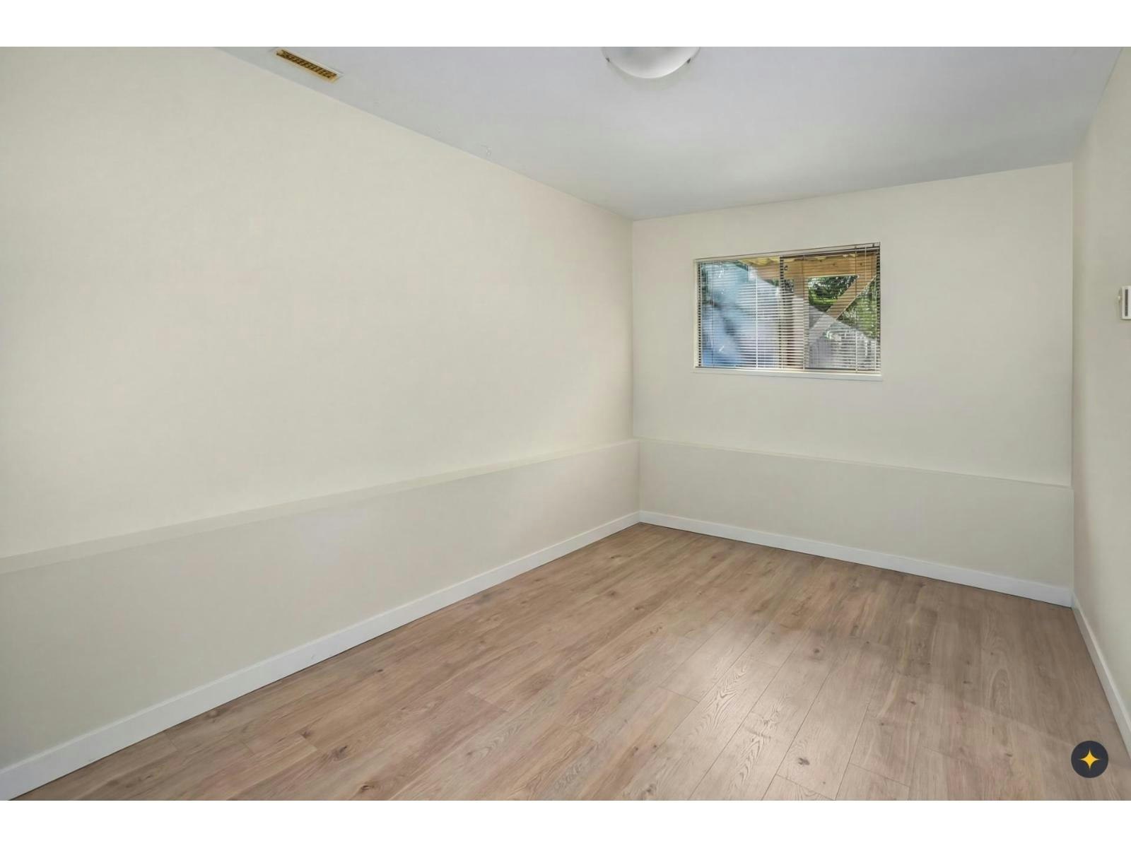 1981 158a Street, Surrey, BC, V4A 7M3 - 24