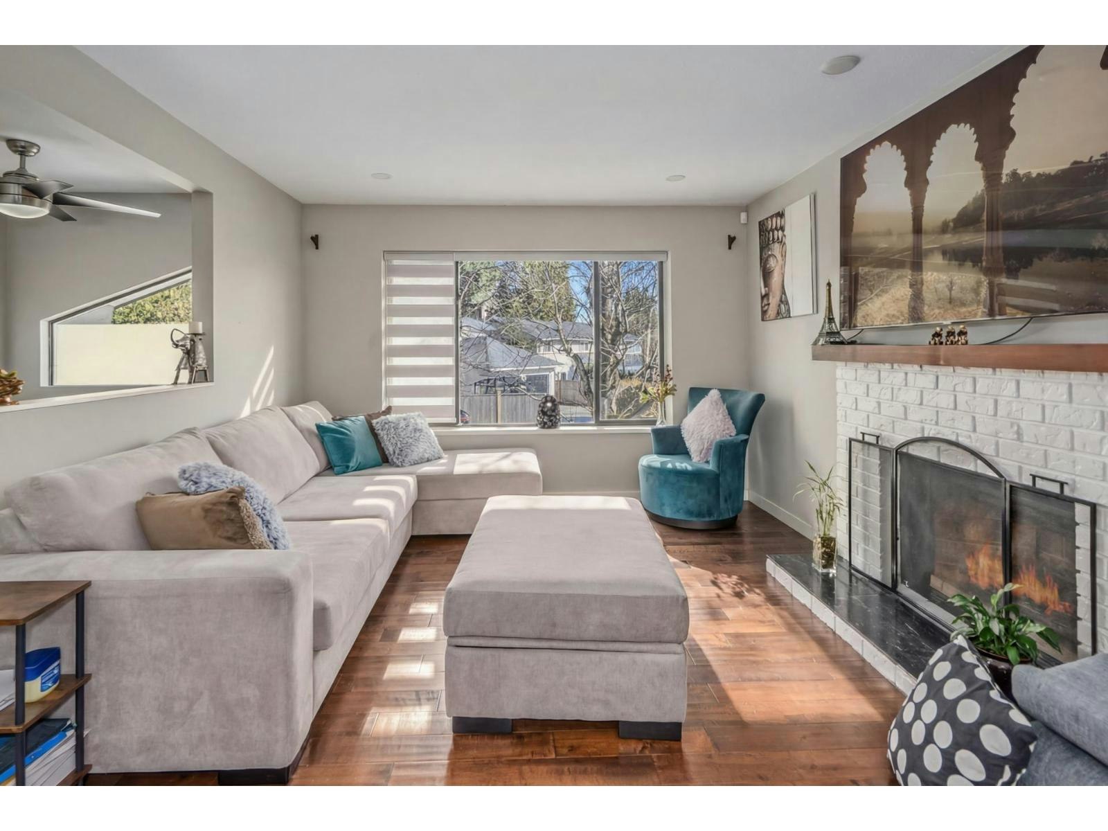 1981 158a Street - 5
