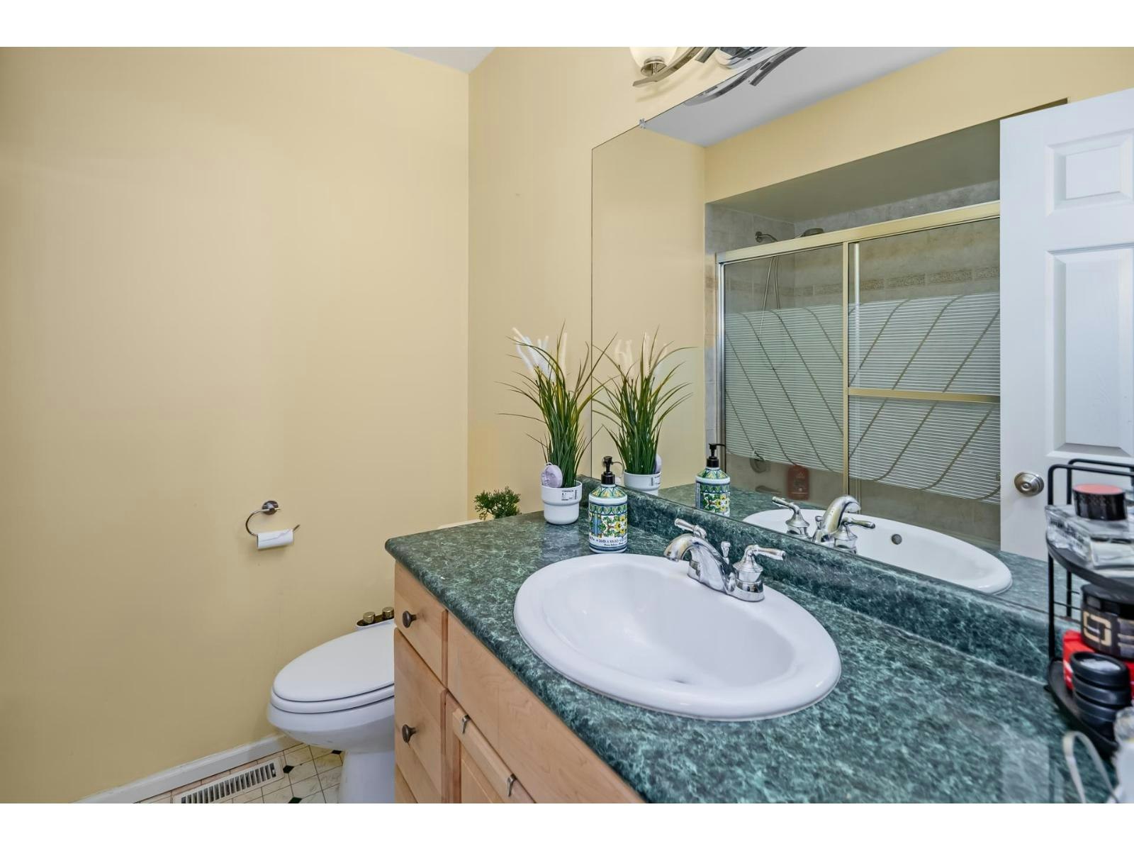 1981 158a Street, Surrey, BC, V4A 7M3 - 22