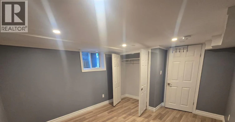 1106 LOWER-1108 Elm Avenue, Windsor, ON, N9A 5H7 - 5