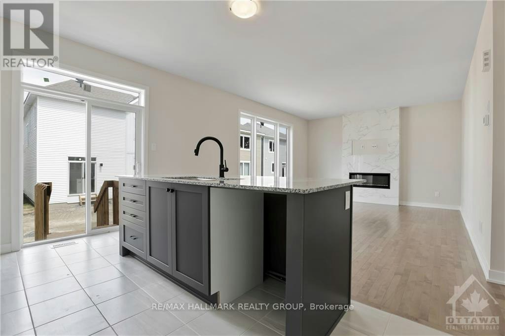 3061 Travertine Way, Manotick, ON, K2J 6W6 - 9
