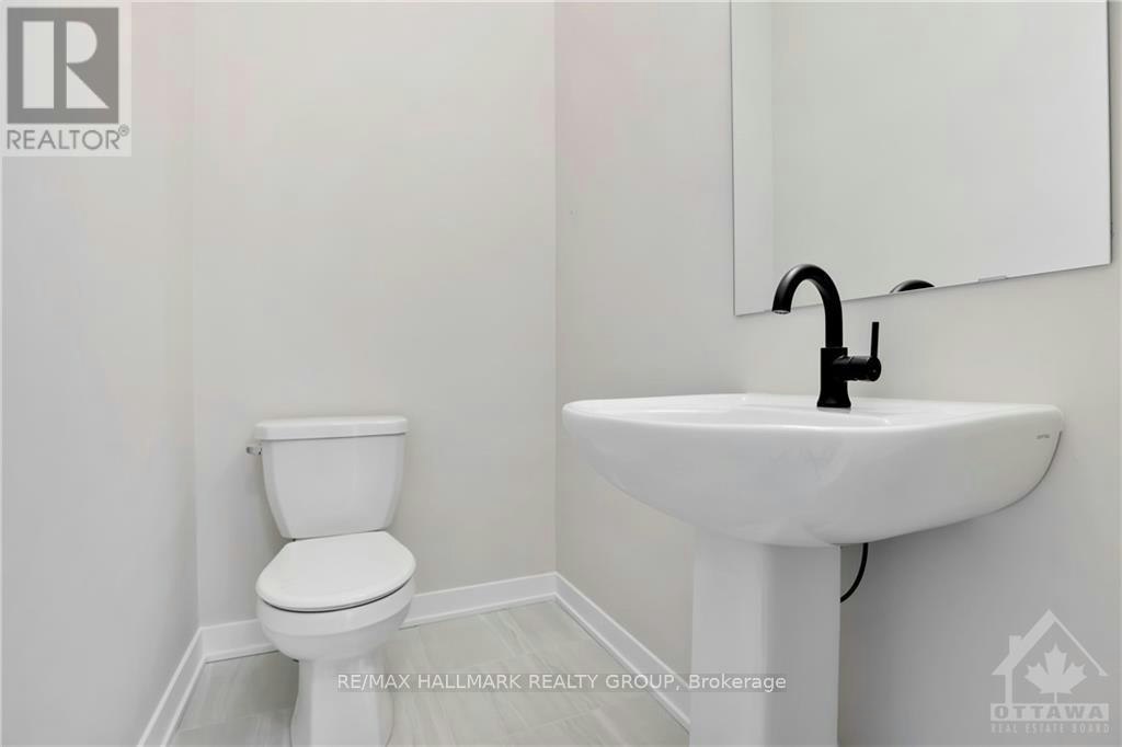 3061 Travertine Way, Manotick, ON, K2J 6W6 - 11