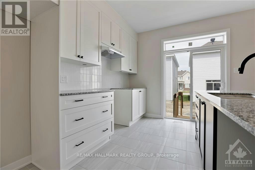 3061 Travertine Way, Manotick, ON, K2J 6W6 - 8