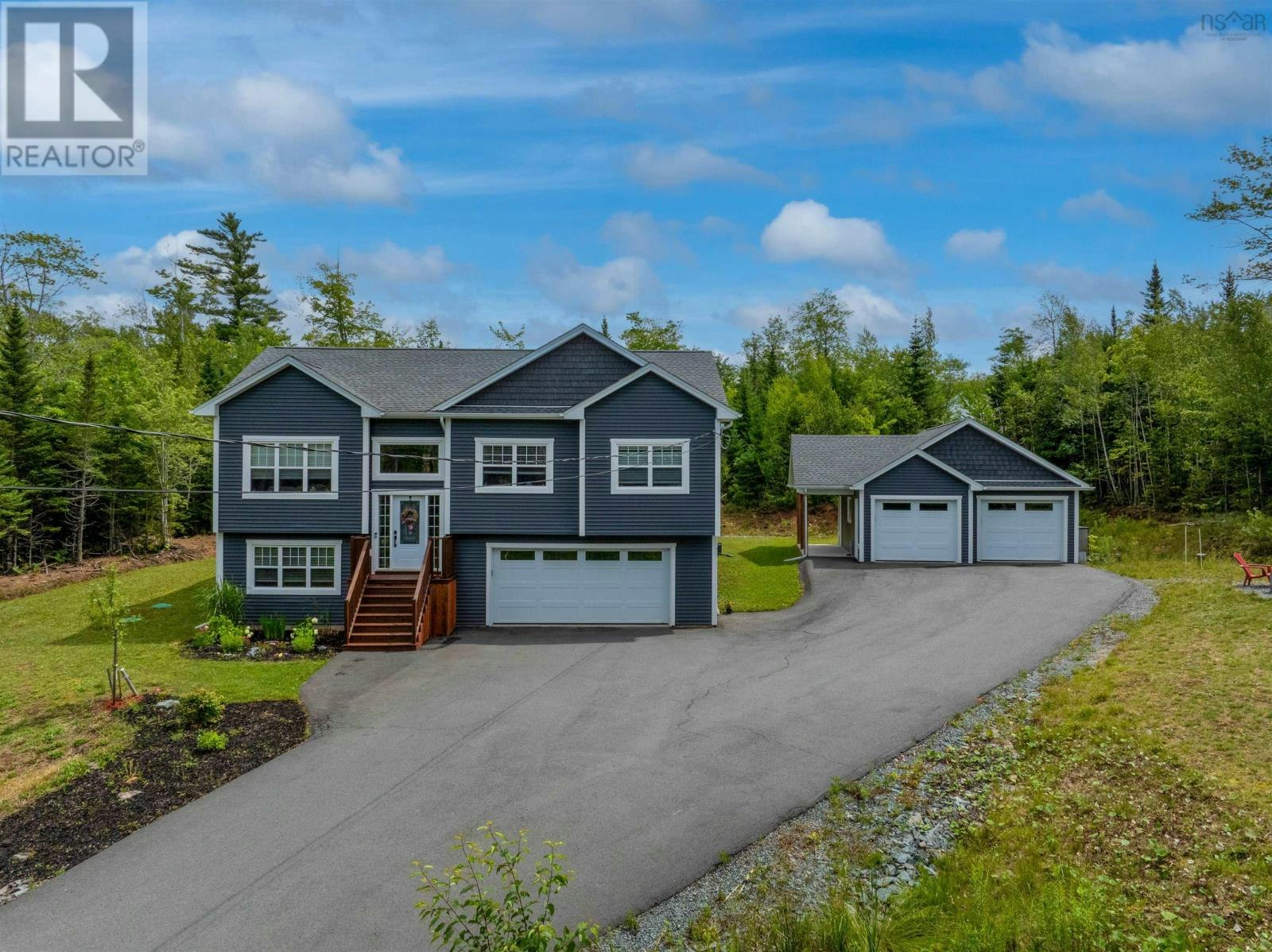 6230 2 Highway, Enfield, NS, B2T 0N1