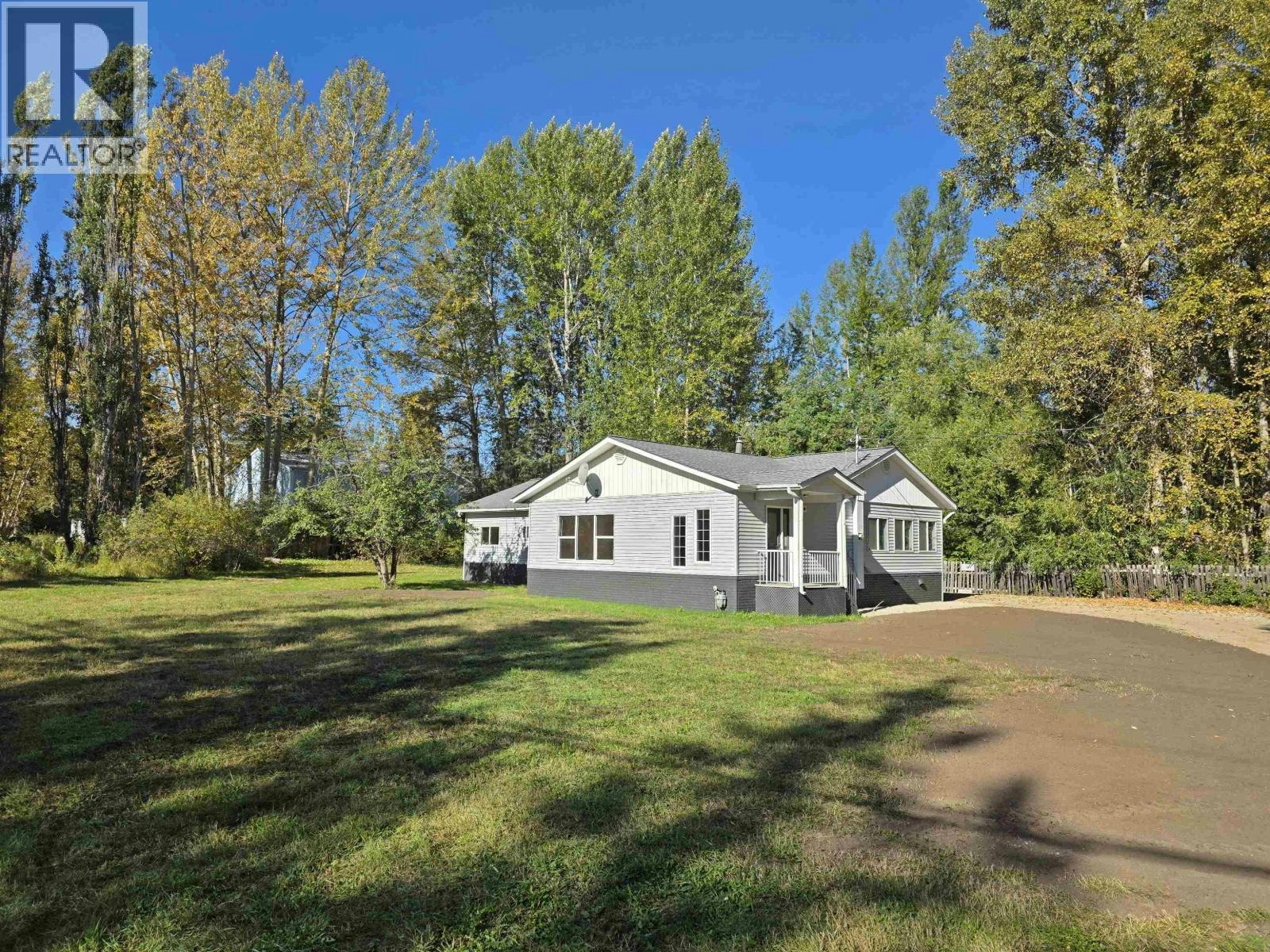 1042 Maple Drive, Quesnel, BC, V2J 5M2