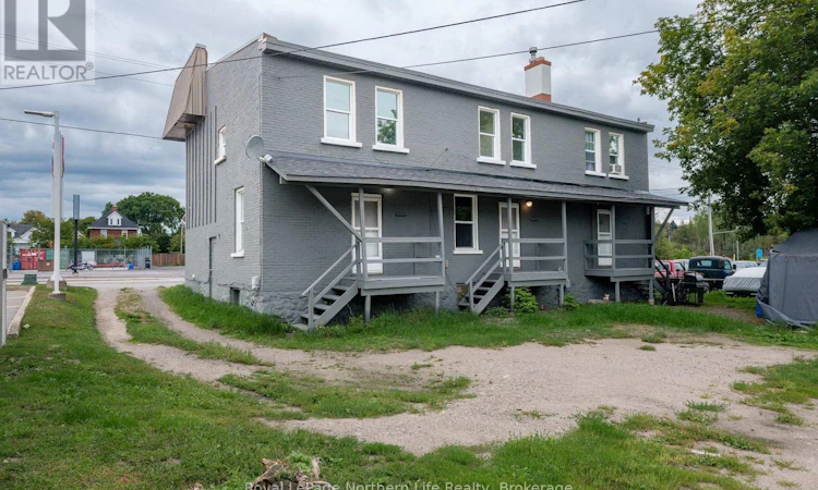 645 Main Street E